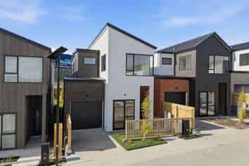 17 & 23 Wira Lane, Silverdale
