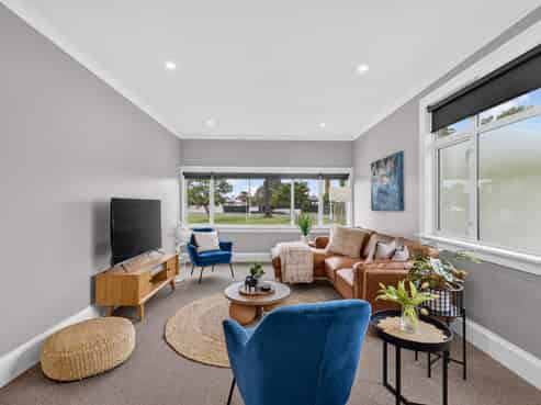 203 Carlyle Street, Napier South