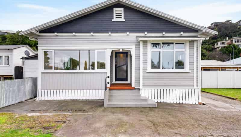 203 Carlyle Street, Napier South