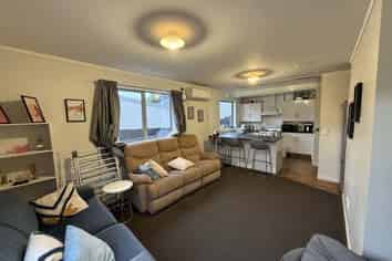 B/14 Agnew Street, North Dunedin
