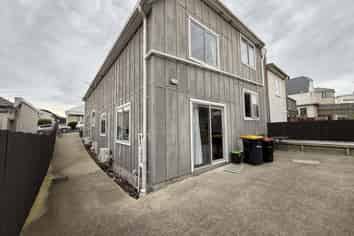 B/14 Agnew Street, North Dunedin
