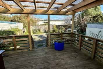 a/42 Fitzherbert Street, Featherston