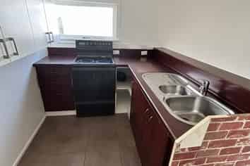 a/42 Fitzherbert Street, Featherston