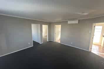 B/2 Bunny Street, Masterton