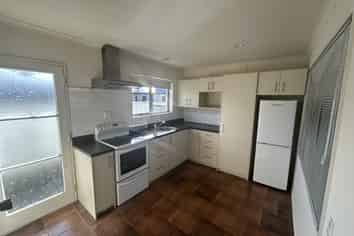 B/2 Bunny Street, Masterton