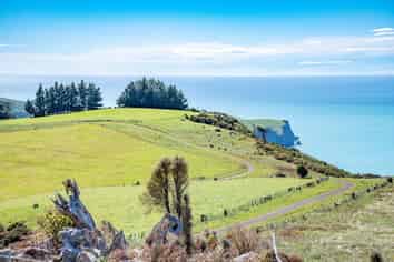 689 Le Bons Bay Road, Le Bons Bay