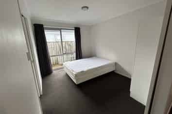 4/12 Crescent Court, Melville