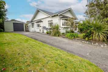 120 Fitzherbert Street, HOKITIKA