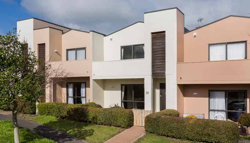 10 Spalding Rise, Golflands