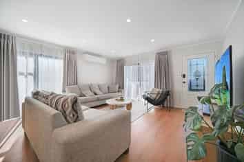 7 Bain Place , Bucklands Beach