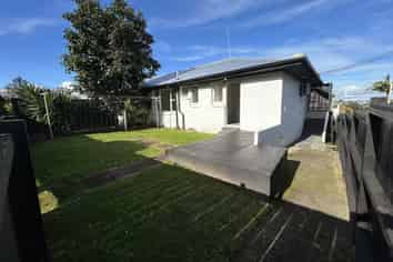 6/63C Owairaka Avenue, Mount Albert