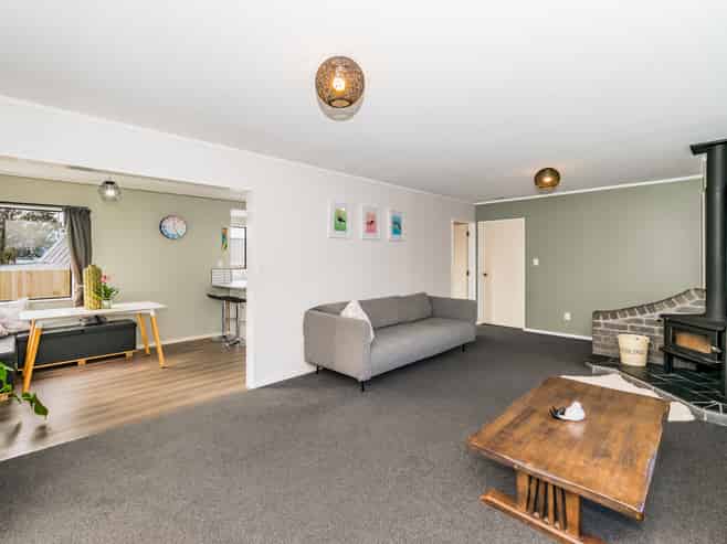55 Campbell Avenue, Paraparaumu