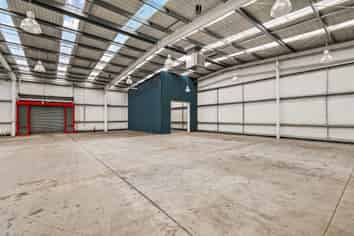 Large format commercial space with parking