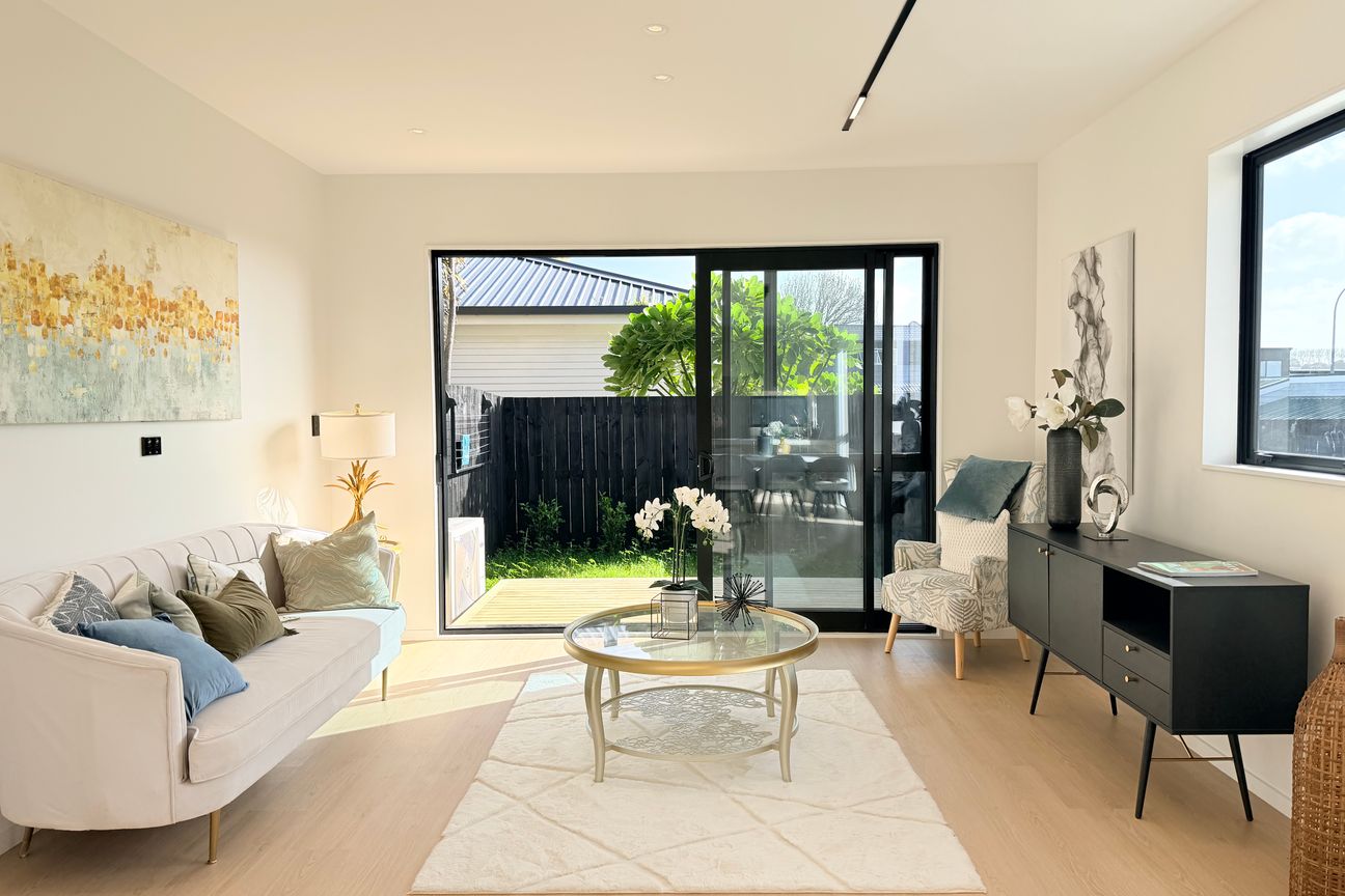 Lucky Last!! Brand New Stylish 3-Beds Family Home, Howick