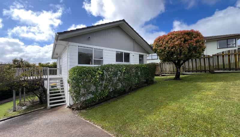 21 Meadowood Drive, Unsworth Heights