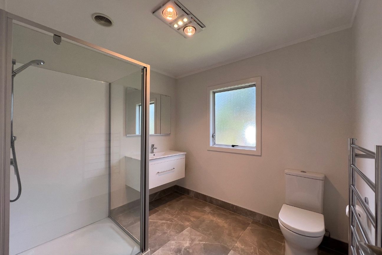 Modern Family Home in Prime Location with All the Perks! - Bild 4