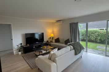 1/957A Beach Road, Torbay