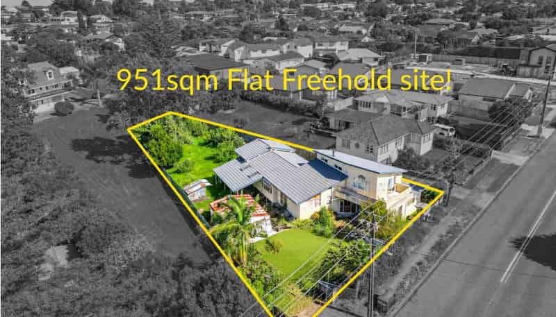 69 McLeod Road, Te Atatu South