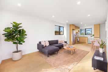 5/360 Main Road, Huapai