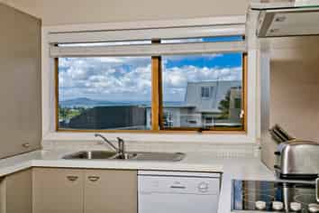 1/2 Morice Place, Torbay