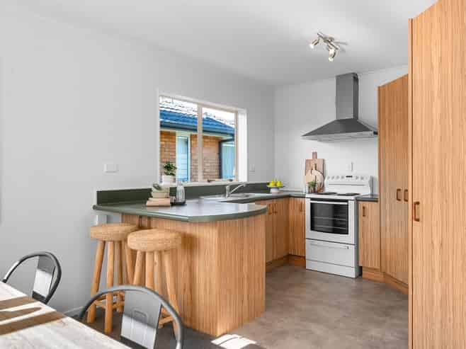 75A East Street, Enderley