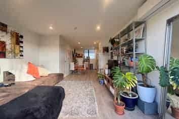2/12 Tawa Road, Te Atatu Peninsula