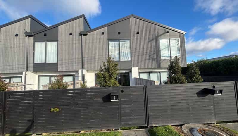 2/12 Tawa Road, Te Atatu Peninsula