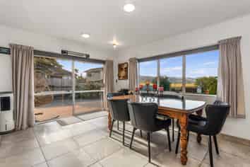 3 Rainbow Place, Onerahi