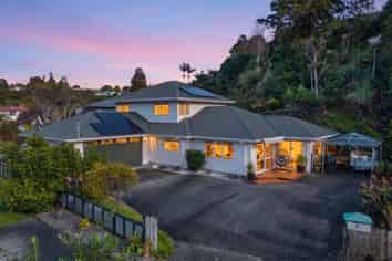3 Rainbow Place, Onerahi