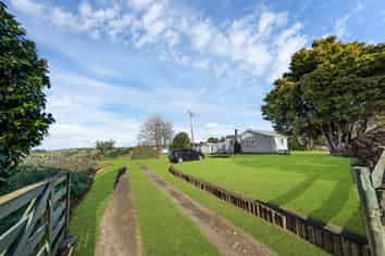 6 Colbeck Road, Awhitu