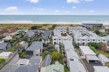 23/180 Marine Parade, New Brighton