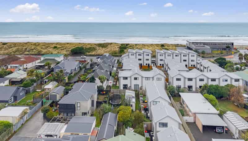 23/180 Marine Parade, New Brighton