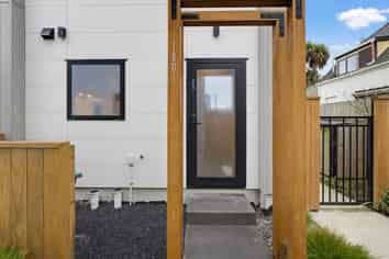 23/180 Marine Parade, New Brighton