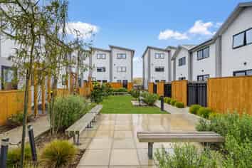 23/180 Marine Parade, New Brighton