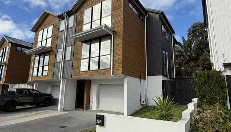 46 Seafarer Crescent, Stanmore Bay