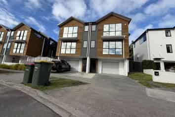 46  Seafarer Crescent, Stanmore Bay