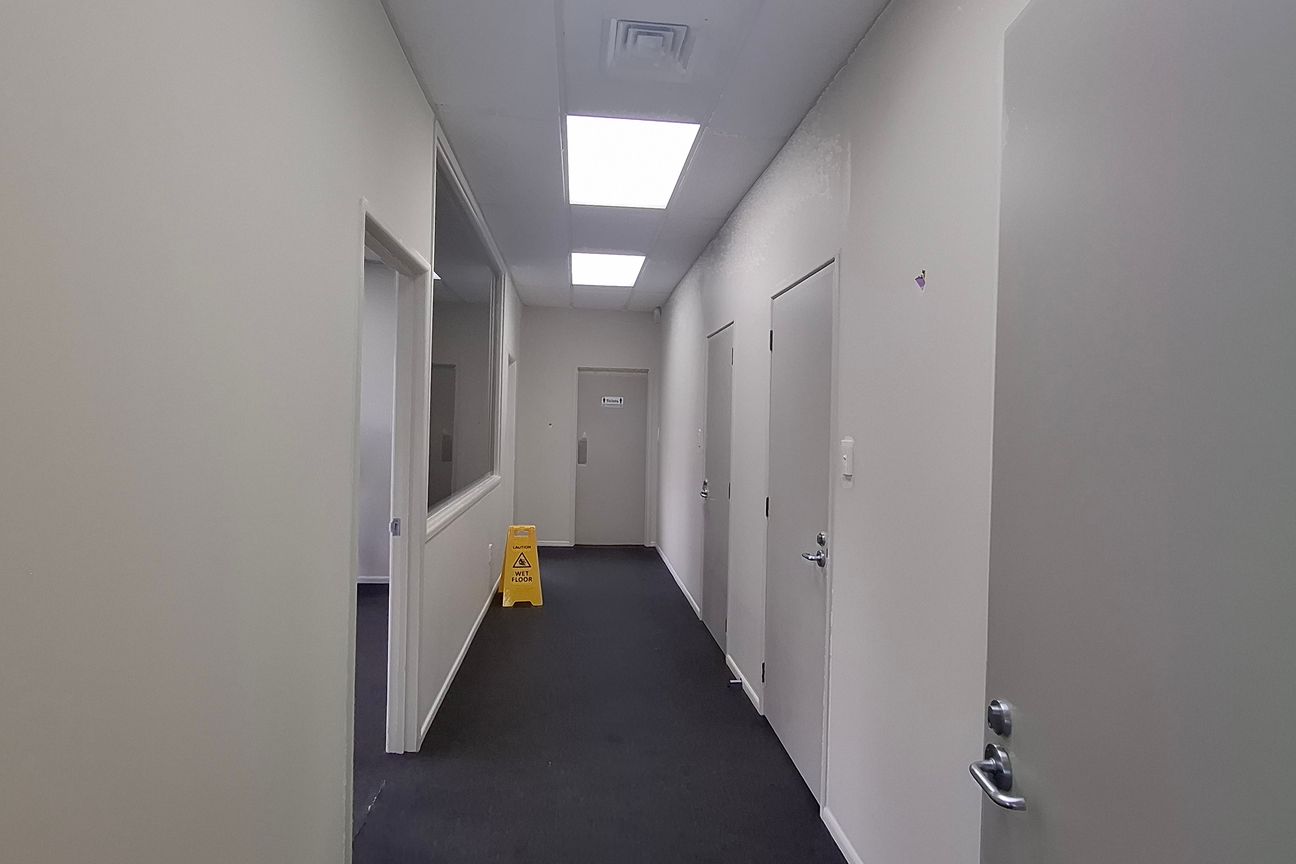 LINCOLN MANOR OFFICE SUITE - Vista 5