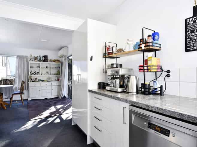 17 Hunter Avenue, Richmond