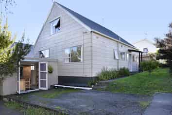 17 Hunter Avenue, Richmond