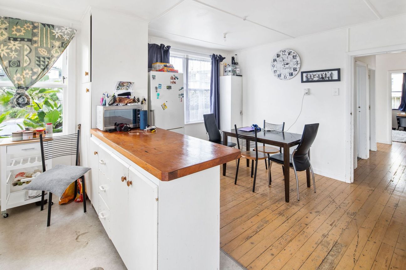 FIRST HOME OR INVESTMENT WINNER - Vista 4