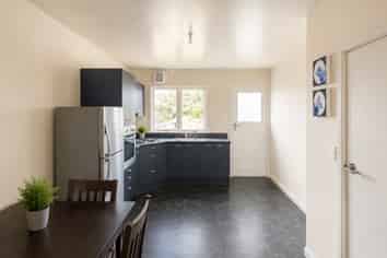 4A Beckford Road, Saint Martins