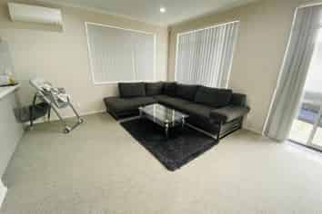 94 Flat Bush School Road, Flat Bush