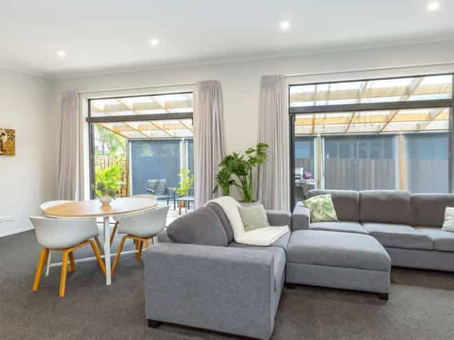 3 Orion Way, Featherston