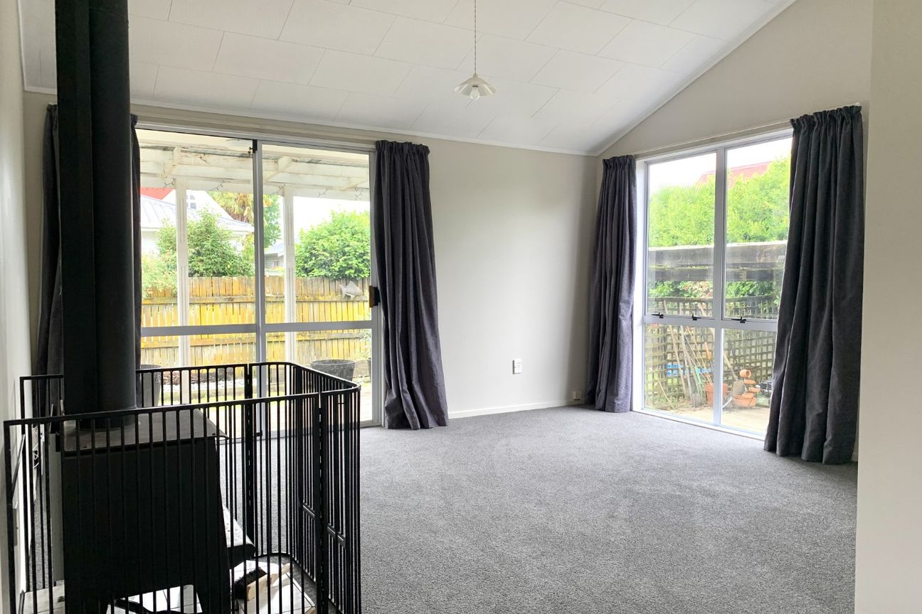 Sunny 3-Bedroom Home in the Heart of Brightwater - Więcej