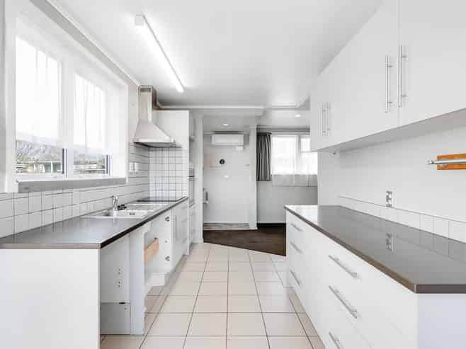 12 Ryan Avenue, Chartwell