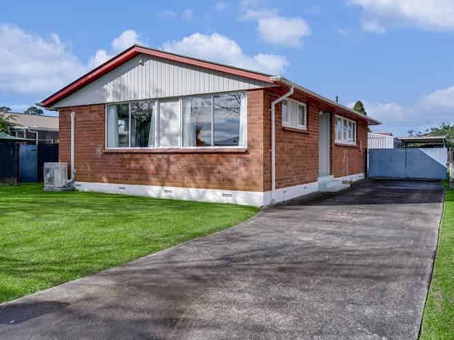 12 Ryan Avenue, Chartwell