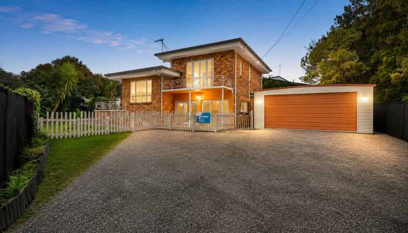 5 Saxbys Road, Glenview