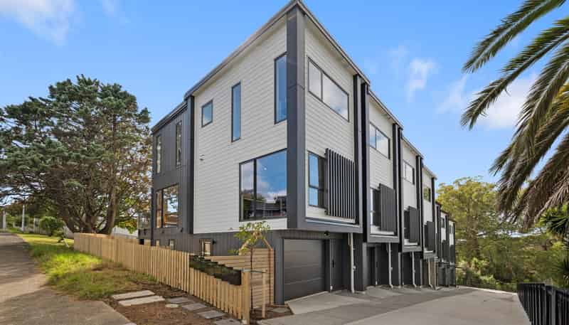 Lot 2/33 Elizabeth Drive, West Harbour