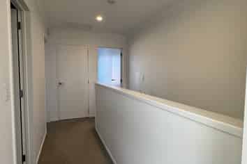 3/1 Nissan Place , Onehunga