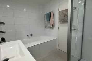 3/1 Nissan Place , Onehunga